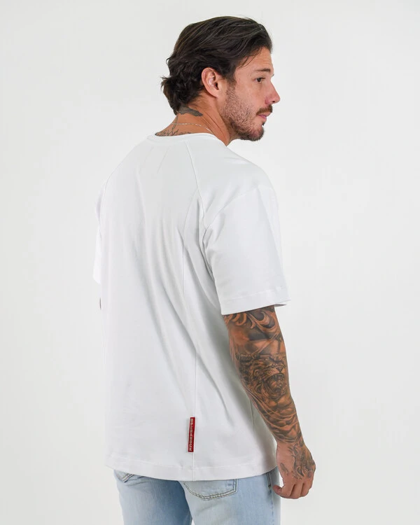 T-Shirt Box Sued