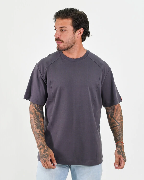 T-Shirt Box Sued