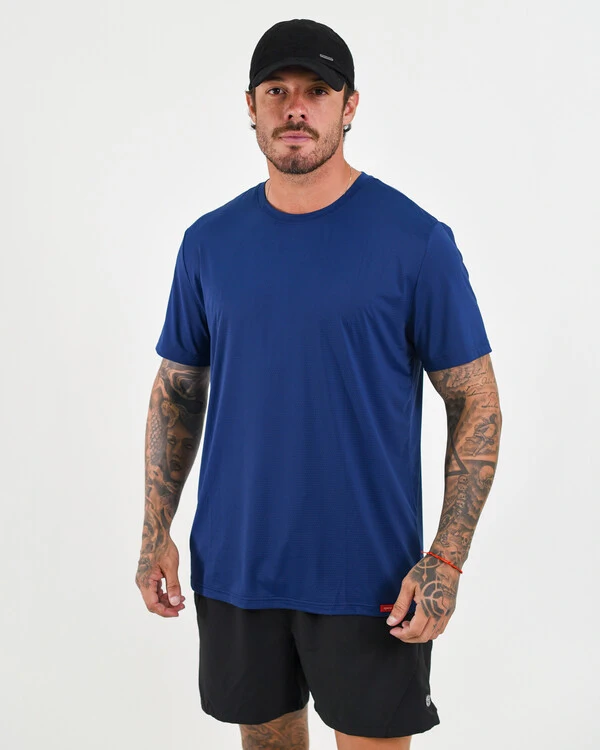 T-Shirt Masculina Poliamida