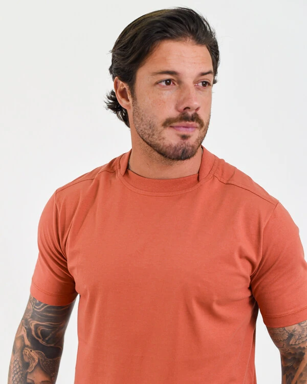 T-Shirt Gola Sobreposta