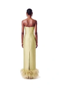 Vestido New Alba Longo Plumas Barra