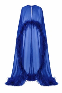 Capa Longa com Plumas