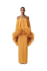 Vestido Versalhes Plumas