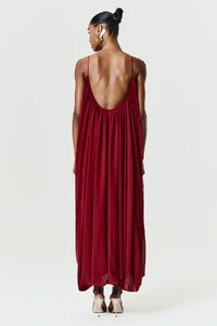 Vestido Mirela Com Broche Crisântemo