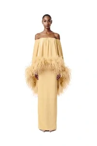 Vestido Versalhes Plumas
