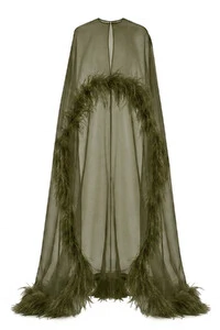 Capa Longa com Plumas
