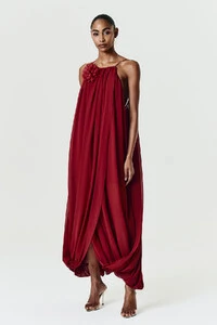 Vestido Mirela Com Broche Crisântemo