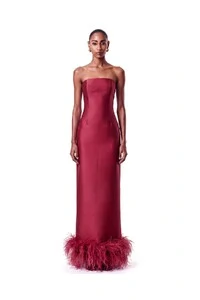 Vestido New Alba Longo Plumas Barra