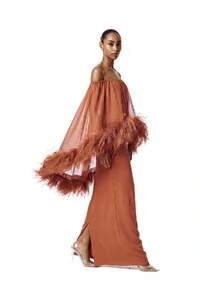 Vestido Versalhes Plumas