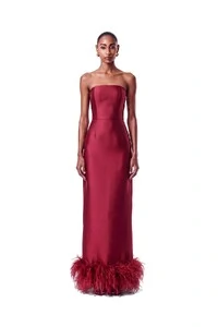 Vestido New Alba Longo Plumas Barra