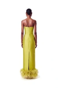 Vestido New Alba Longo Plumas Barra