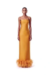 Vestido New Alba Longo Plumas Barra