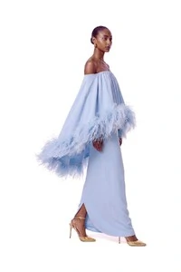 Vestido Versalhes Plumas