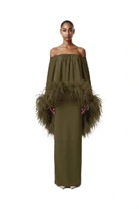 Vestido Versalhes Plumas