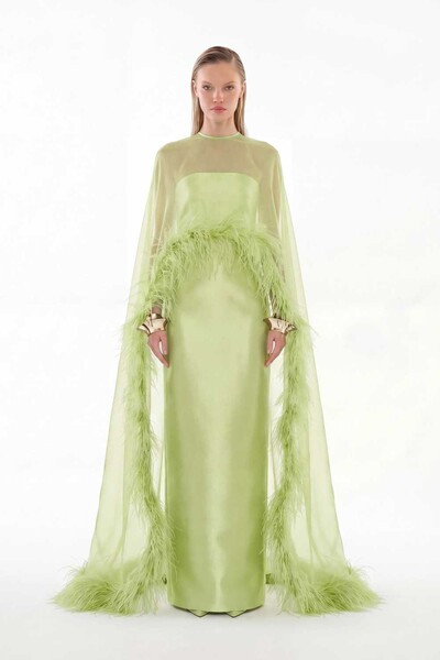 Foto Vestido Alba com Capa Longo