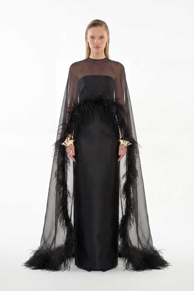 Foto Vestido Alba com Capa Longo