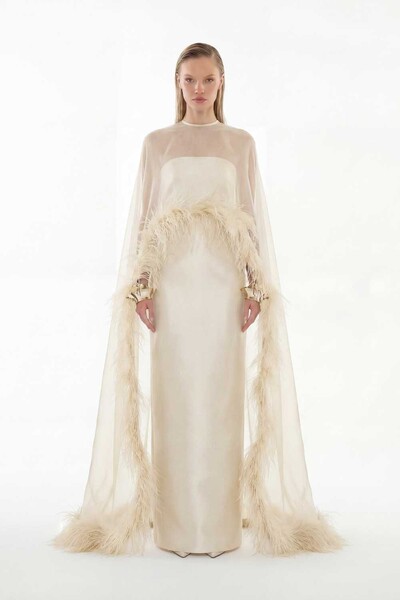 Foto Vestido Alba com Capa Longo Bridal