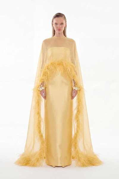 Foto Vestido Alba com Capa Longo