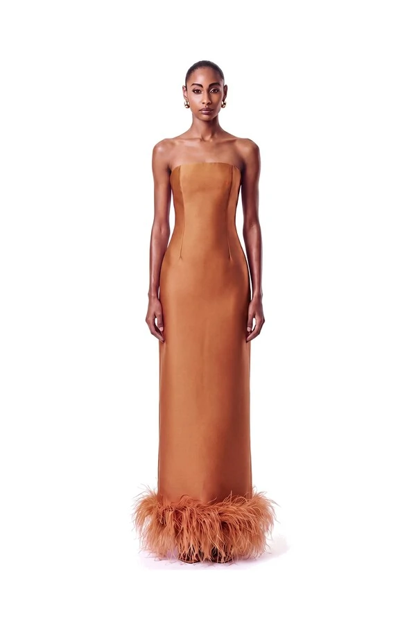 Vestido New Alba Longo Plumas Barra