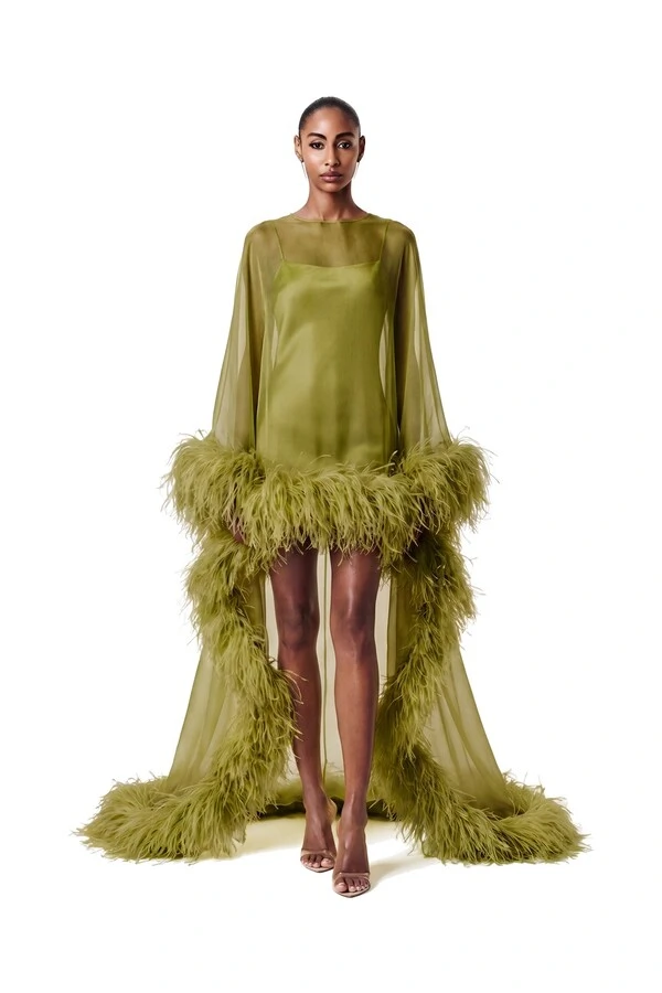 Vestido New Fênix Plumas