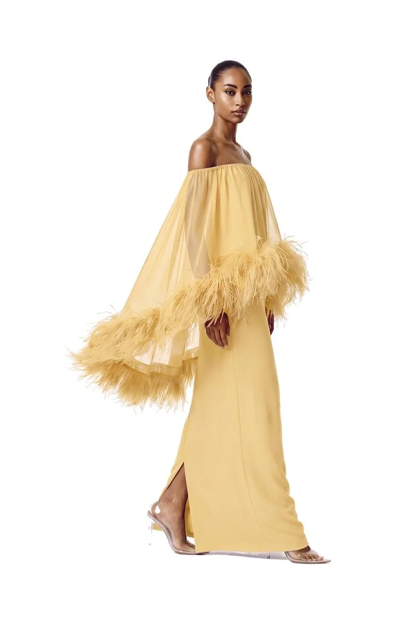 Vestido Versalhes Plumas