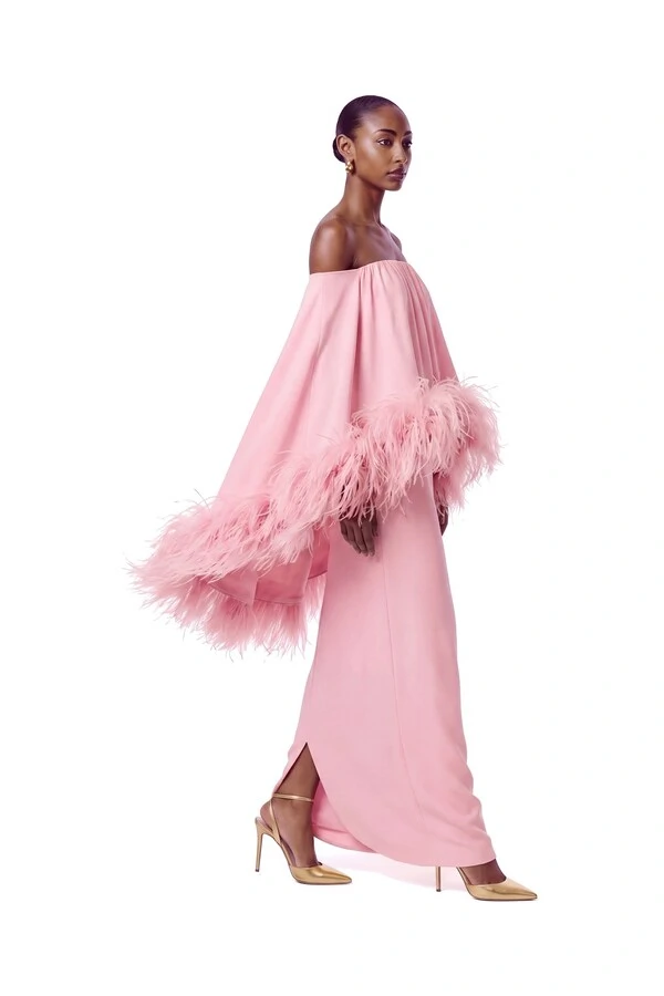 Vestido Versalhes Plumas