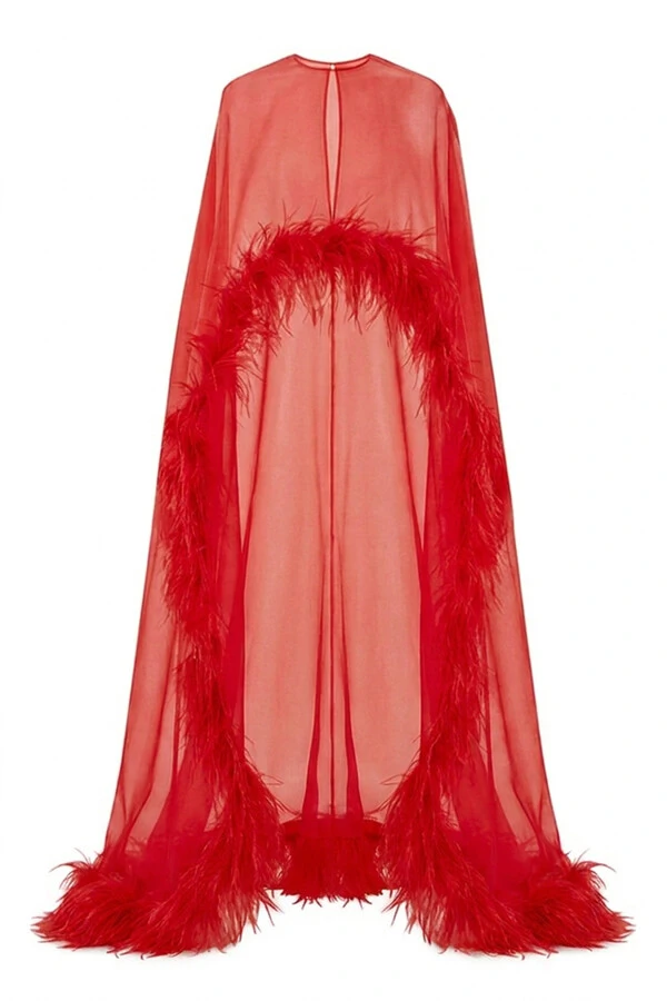 Capa Longa com Plumas