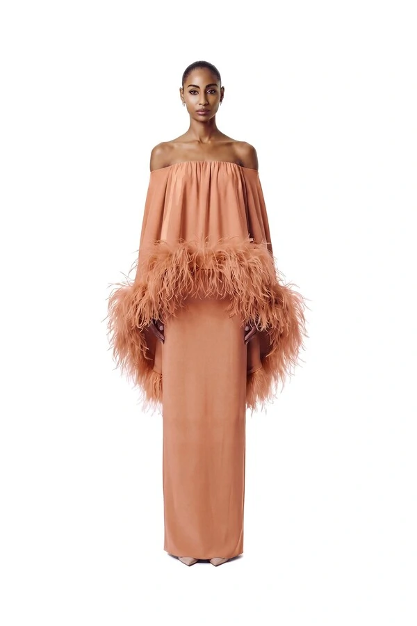 Vestido Versalhes Plumas