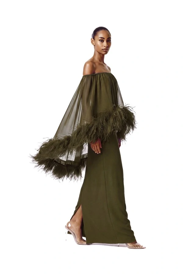 Vestido Versalhes Plumas