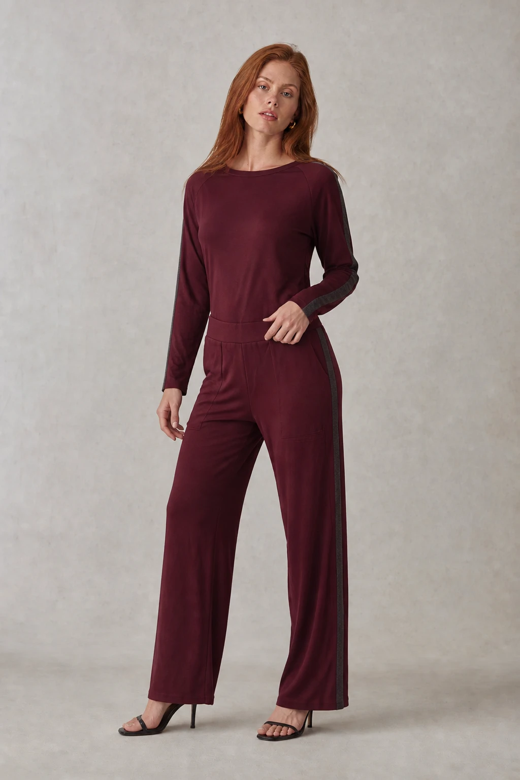 Foto Conjunto calça e blusa em moletinho