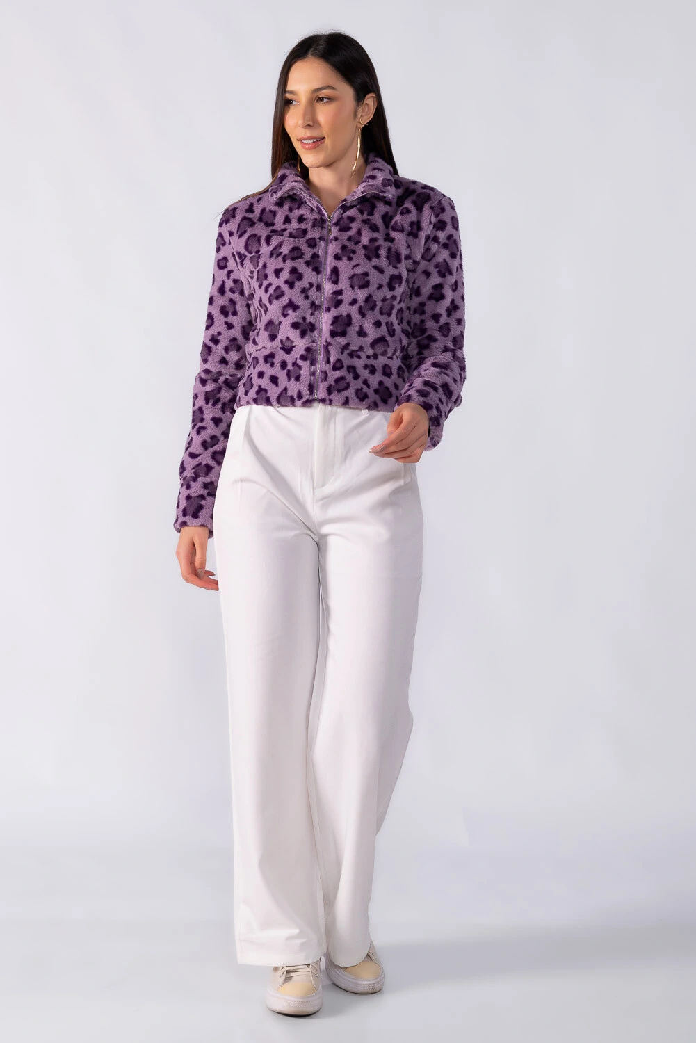 Foto Casaco animal print curto ziper frontal