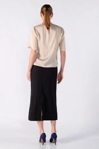 Blusa bata em crepe actinado meia manga