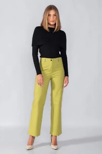 Blusa tricot gola ampla manga longa