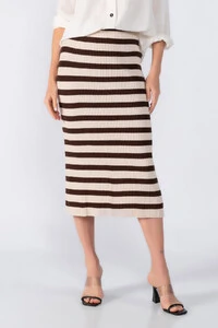 Saia midi tricot listrada