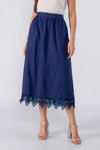 Saia midi com renda na barra