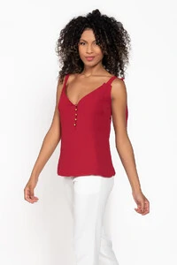 Blusa com alca amarracao e botoes