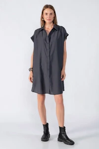 Chemise manga morcego com detalhe