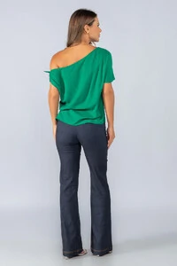 Blusa viscose assimetrica aplicacao em guippir