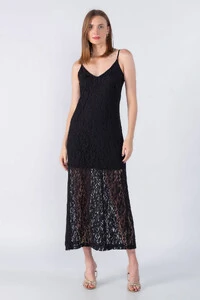 Vestido alongado renda trabalhada