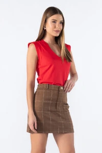Blusa muscle com detalhes canelado e decote v