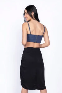 Top de jacquard leve detalhe renda