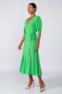 Vestido midi viscose envelope manga curta