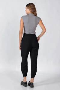 Blusa gola alta canelada