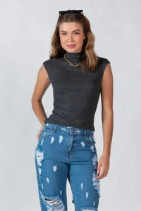 Blusa gola alta canelada
