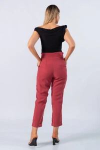 Calca jogger em viscose com bolsos