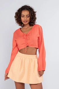 Cropped viscose manga longa busto franzido