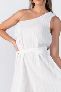 Vestido plissado um ombro
