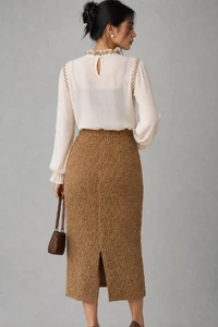 Saia midi enrrugada bolso lateral
