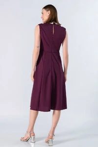 Vestido midi em poliester gola classica