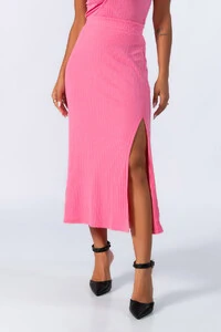 Conjunto canelado saia midi e blusa